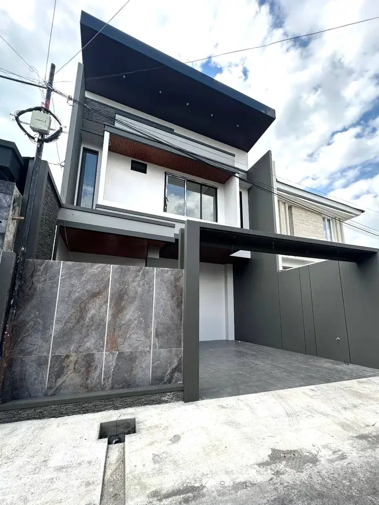 Rumah Mewah Akses Mudah di Purwomartani