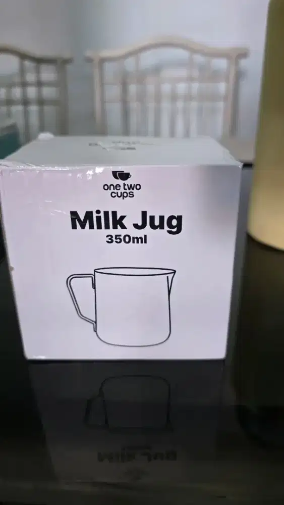 Milk jug susu steam latte one two cups