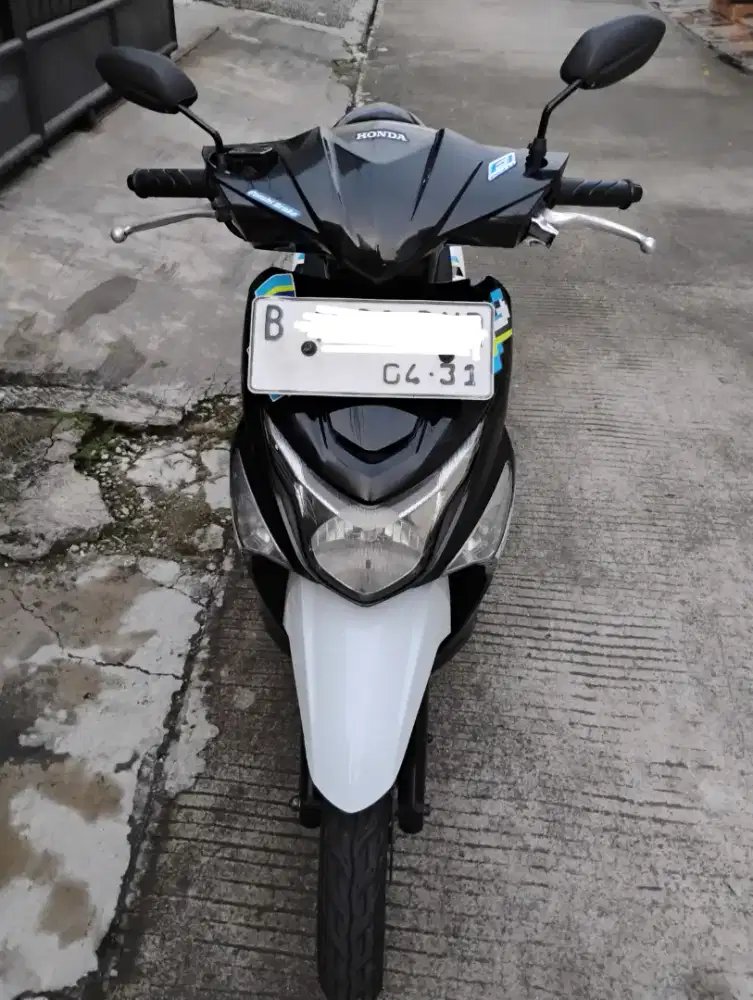 Honda Beat Pop ESP 2016 HitamPutih SS Lengkap Pajak Panjang April 2027
