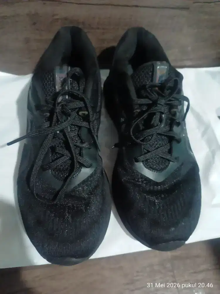 Sale asic gel fullblack size 42 insole 26,5