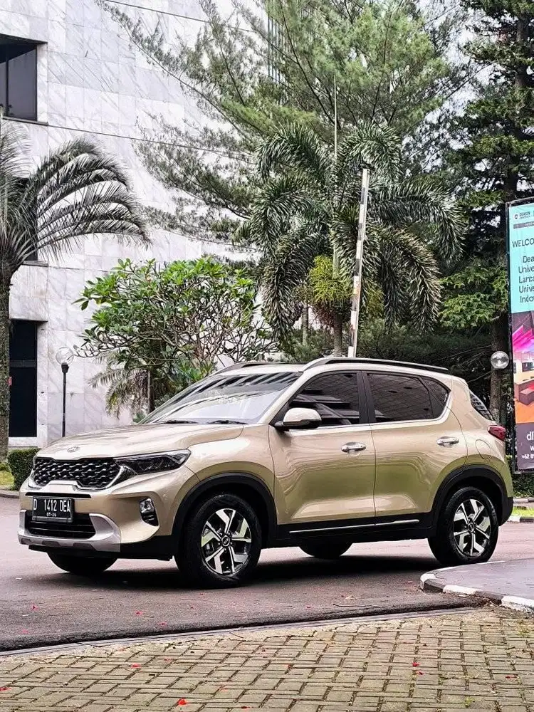 LOW KM // KIA SONET PREMIERE 1.4L AT 2021 SATU TGN DARI BARU