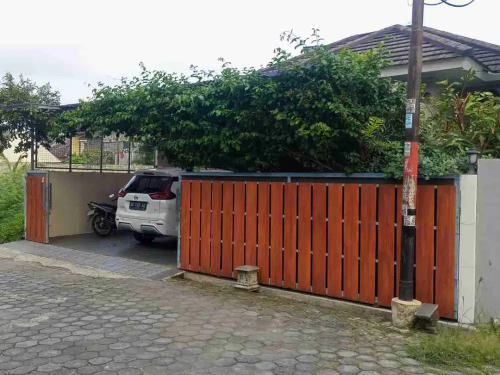 Rumah Bagus Dalam Cluster Di Nogotirto jl. Godean Km 4,5 Dalam Ringroad Dekat STPN, SKE Dan Tugu Jogja