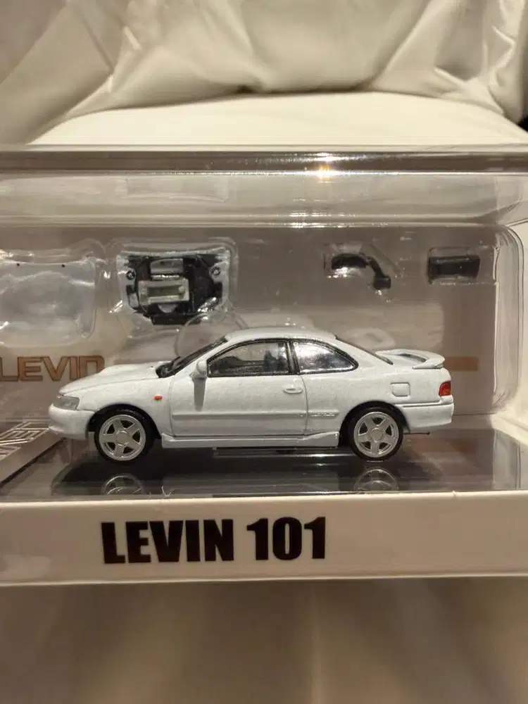 Diecast Toyota Levin 101 - White