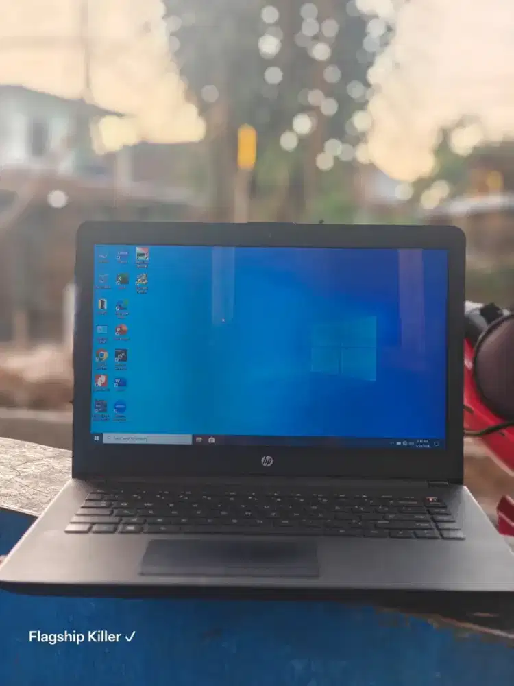 Laptop HP AMD Radeon 4A 8/256GB SSD Second