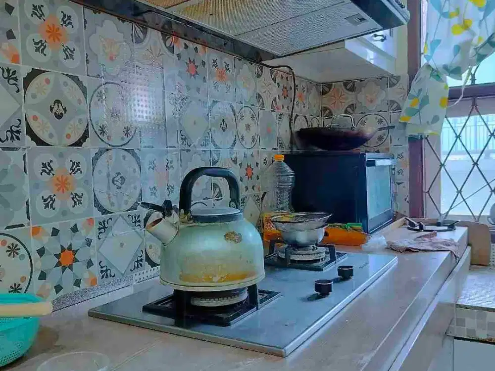 CIGANITRI 2LANTAI HOOK JALAN UTAMA HARGA 750JT NEGO