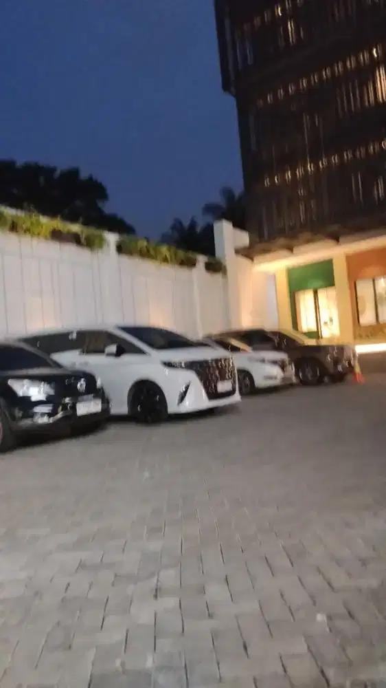 Lagi nyari pekerjaaan jadi driver rumahaan