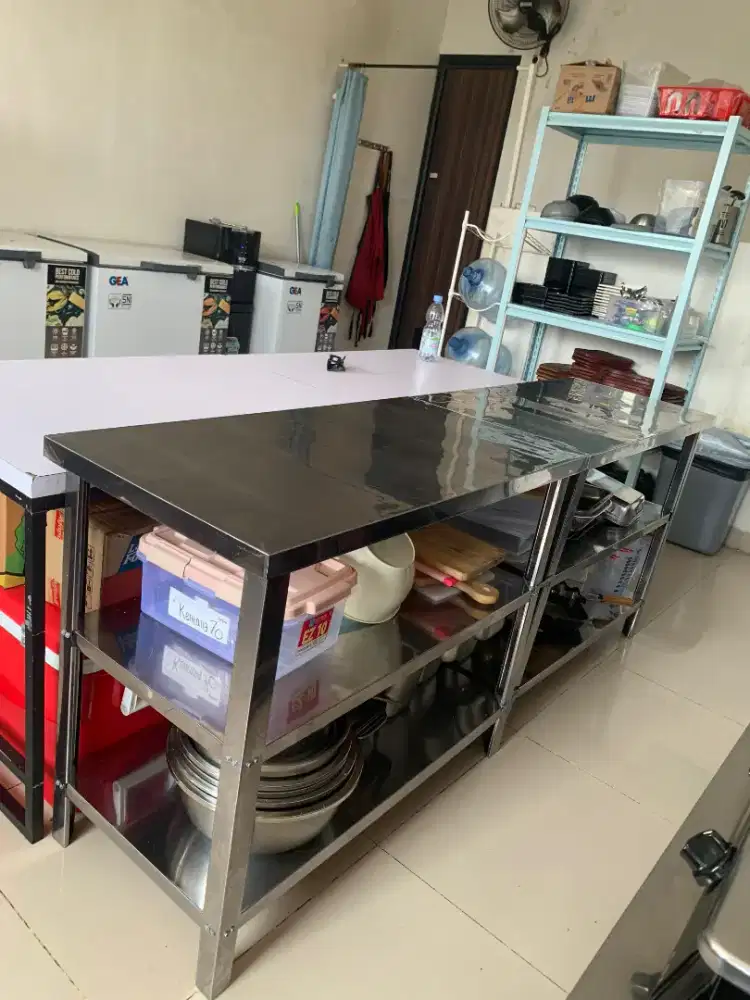 Meja kerja stainles