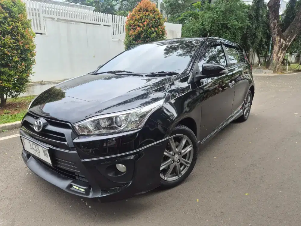 Yaris S TRD Manual 2016