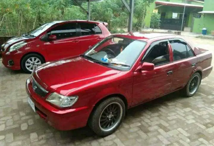 Mobil Toyota Soluna