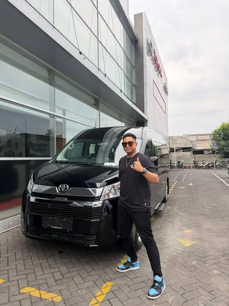 HIACE PREMIO 2.8 MT