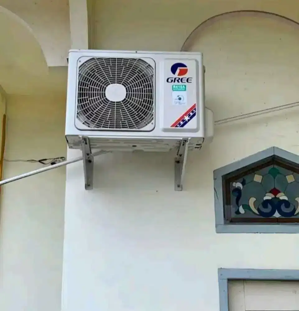 Cuci/servis ac, bongkar pasang, vakum, tambah/isi freon dll