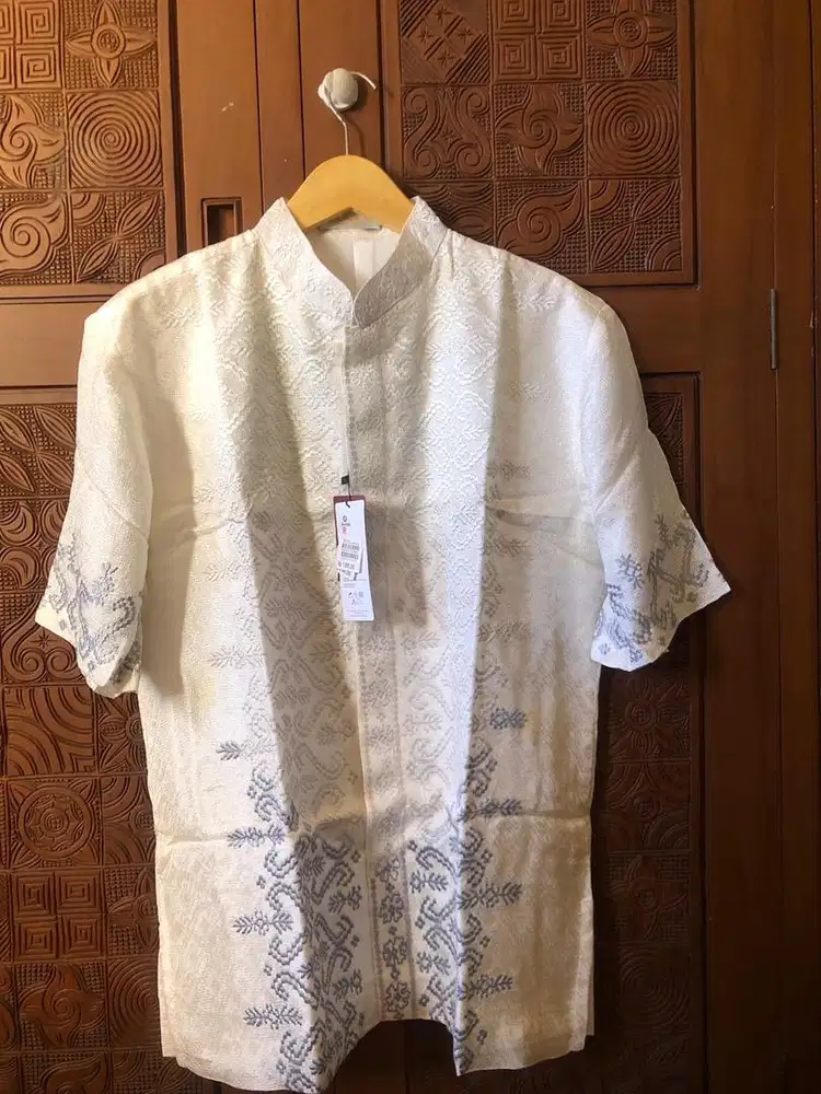 Djual baju batik/koko pria size L merk HARNI