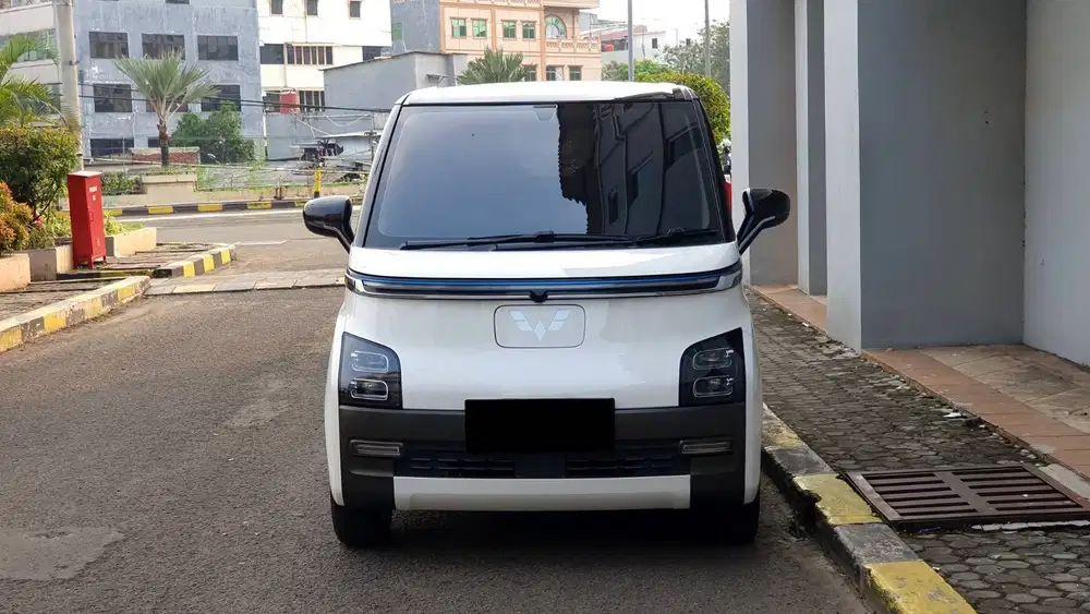 Wuling Air EV Long Range AT Putih NIK 2023 Km 42Rb Record