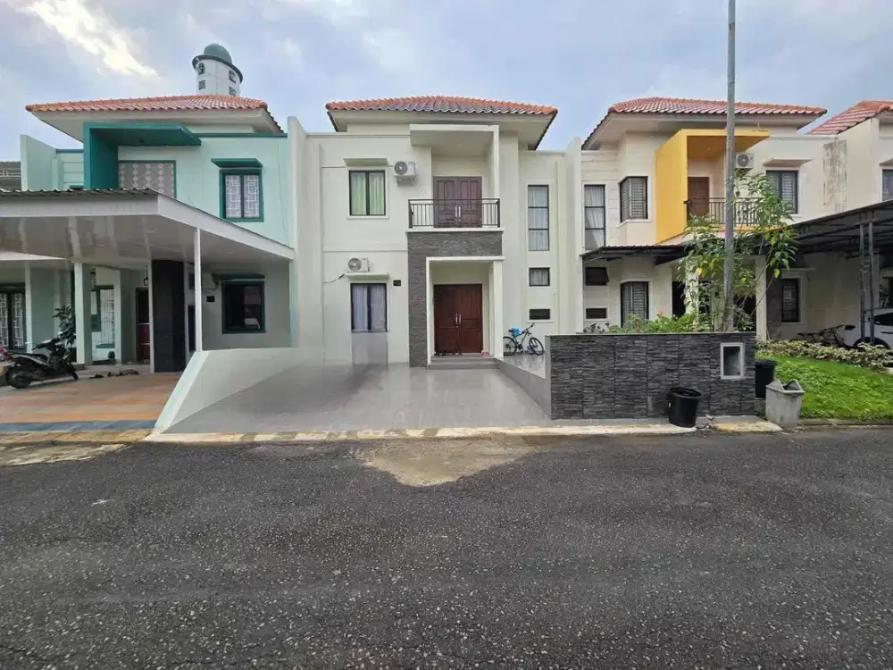 Jual Rumah Diamond Palace 220/136 Selata 3 KT Siap Huni Full renovasi Batam Center