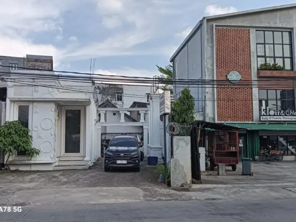 Dijual Rumah Strategis Jalan Mayor Ruslan Palembang