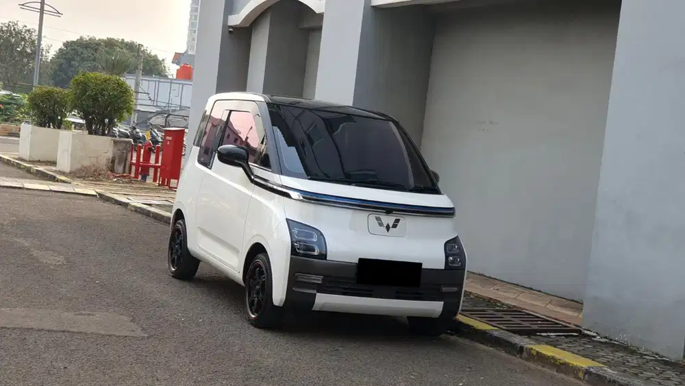 Wuling Air EV Long Range AT Putih 2023/2024