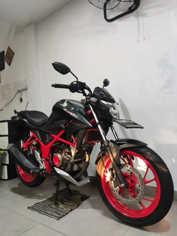 CB150R SE 2017 / 2018 ANTIK km.19rb Asli Full Ori CB CB150 150R ABBA
