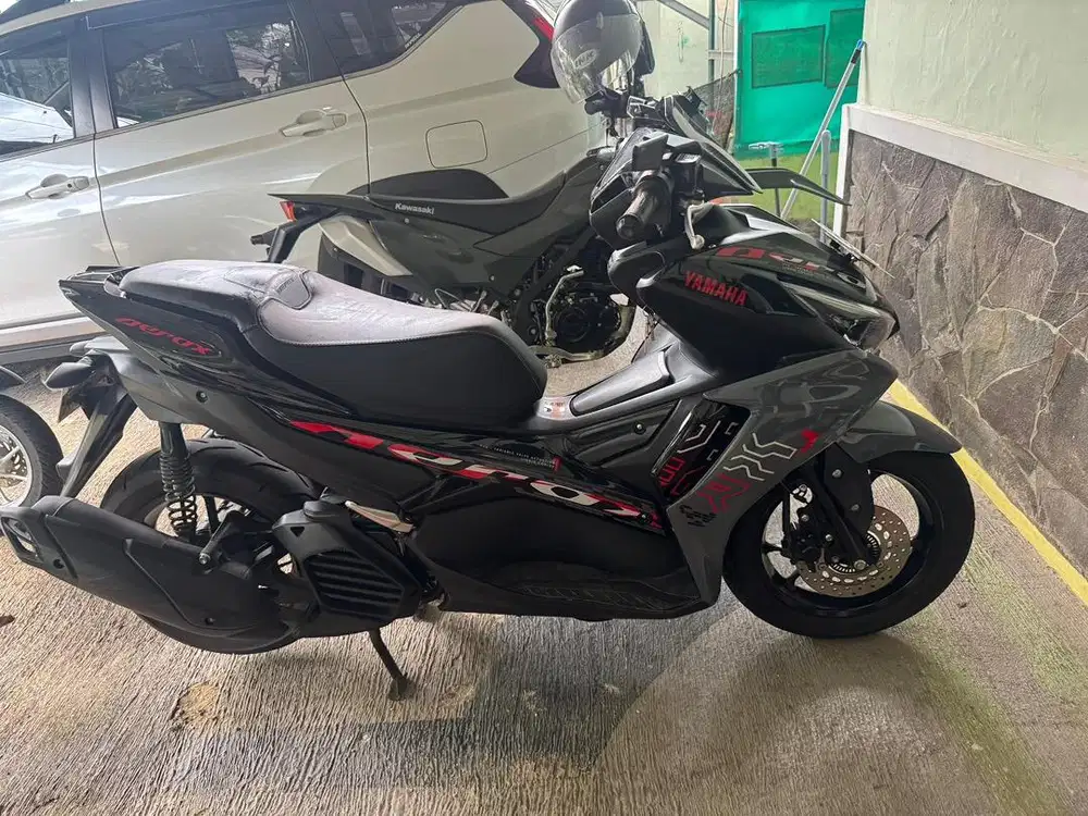 Jual motor tangan pertama dari baru