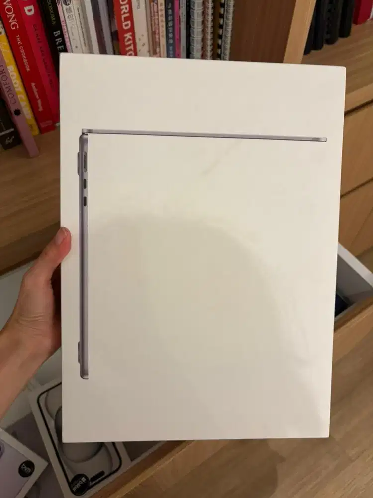 Macbook Air M2 2022 8/256 Gb