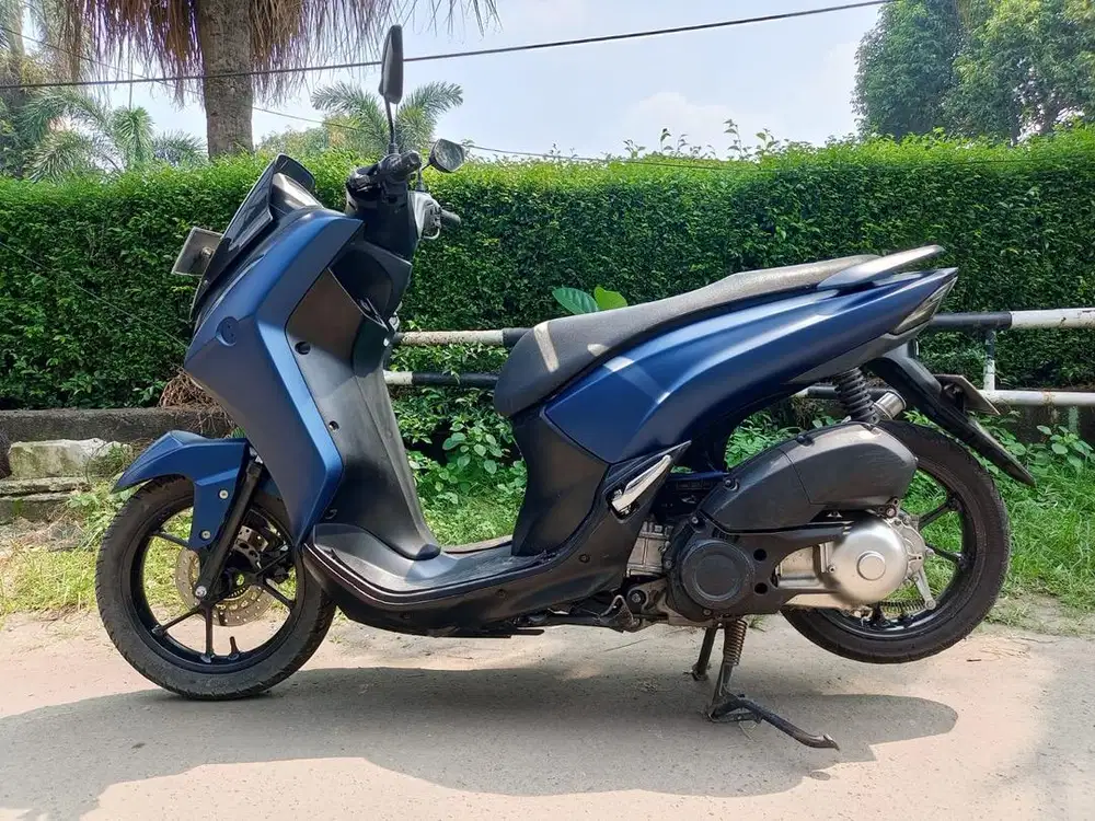 LEXI S KEYLES 2018 cakep