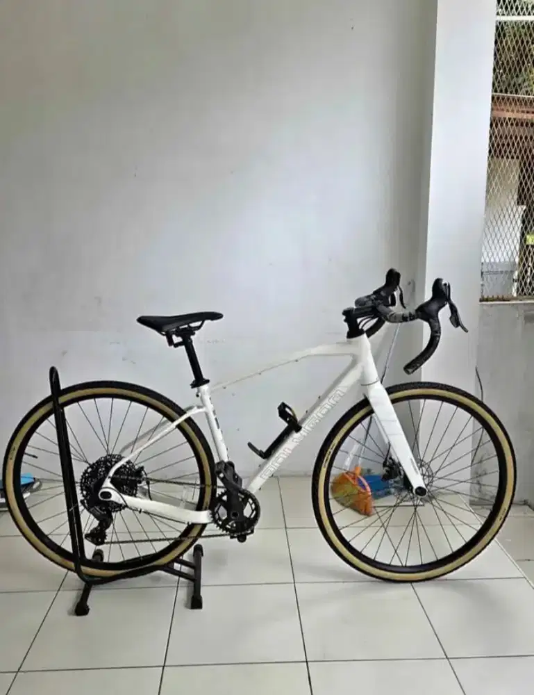 Polygon Tambora G4 type Gravel Bike Size M