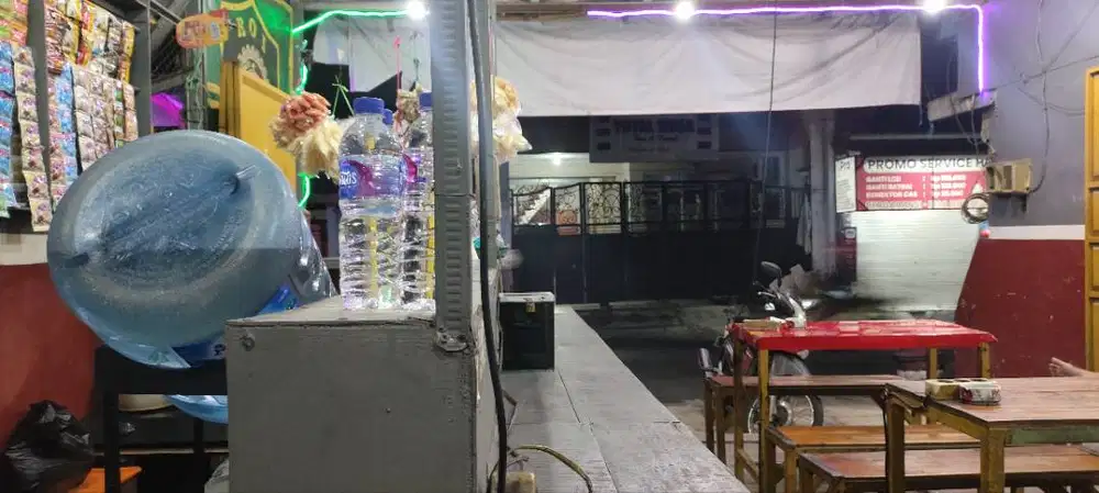 URGEN membutuhkan penjaga warkop/giras khusus PEREMPUAN usia MAX30