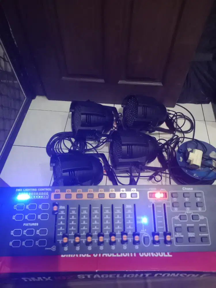 Lighting lampu parled 4 pcs plus mixer dmx