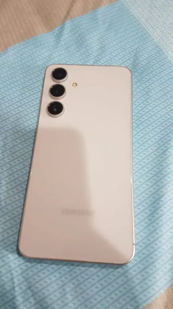 Samsung S24 FE Seperti Baru
