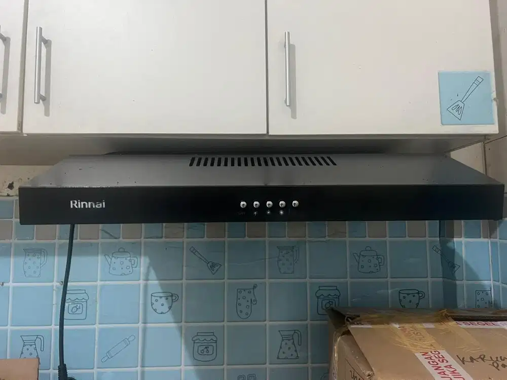Cooker Hood Rinnai/ Hood Penghisap Asap Kompor