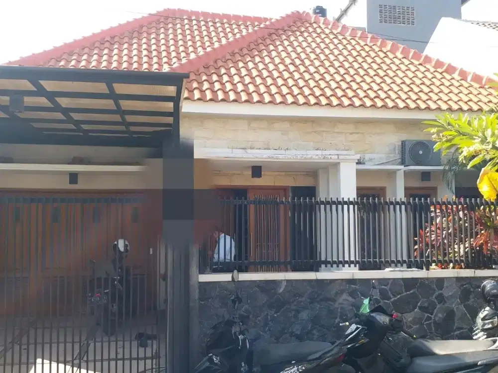 Rumah Minimalis di Gunung Anyar