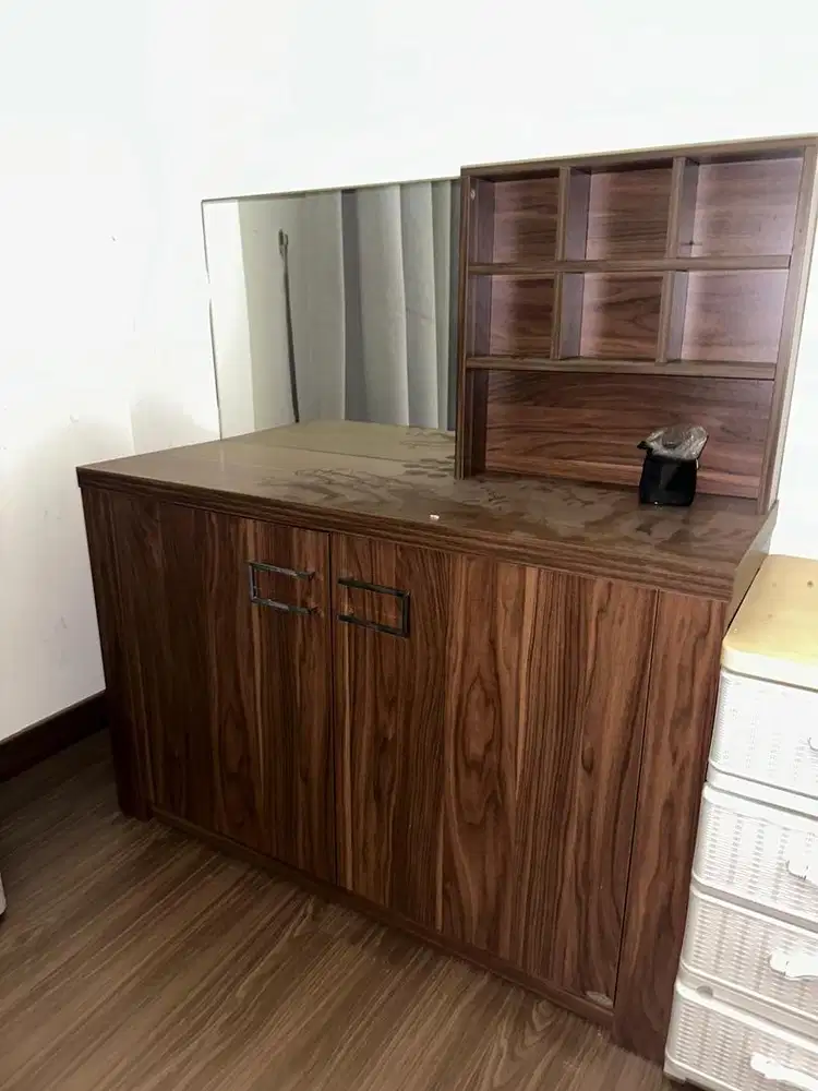 Paket furniture kamar