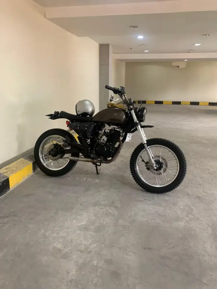 Megapro Scrambler 2011 jap cafe racer