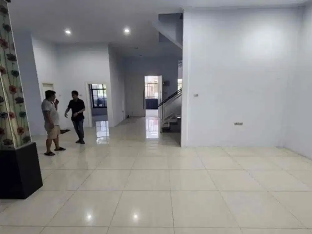 Hadap Selatan Siap Huni Graha Metropolitan