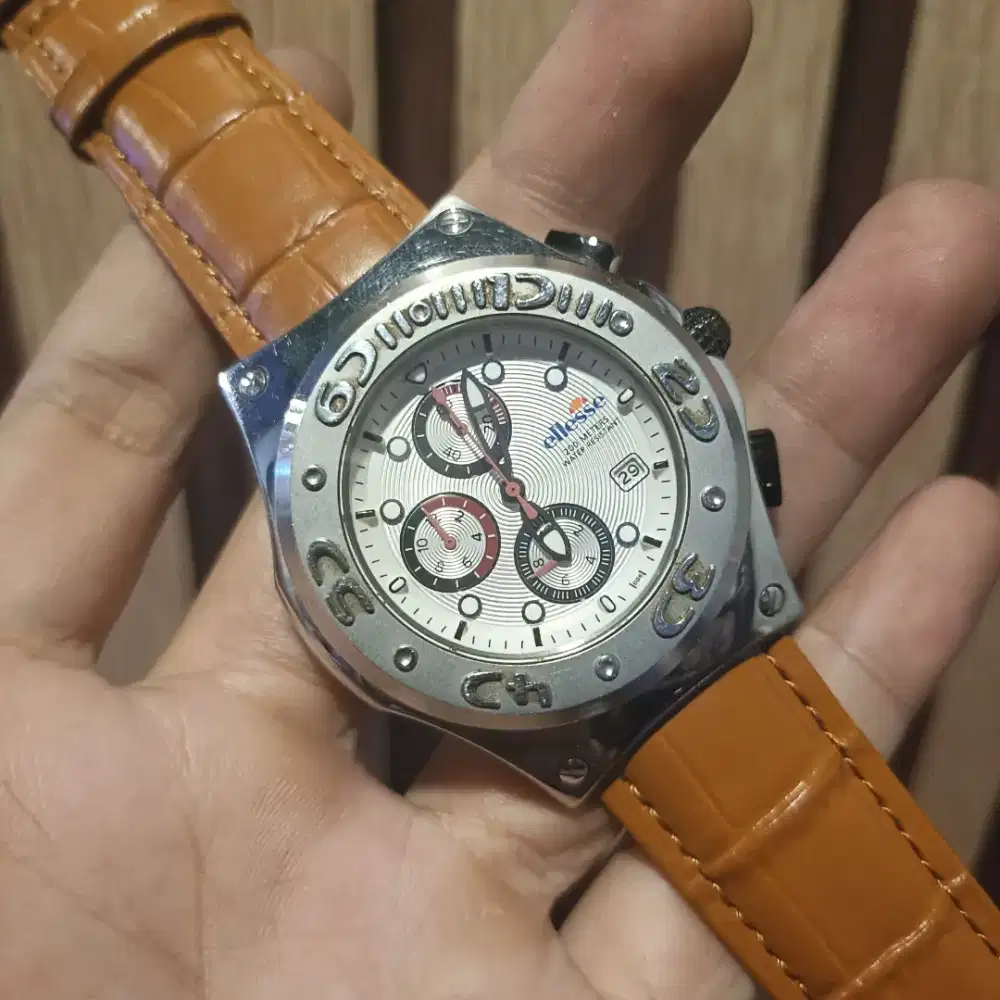 Jam tangan ellesse authentic