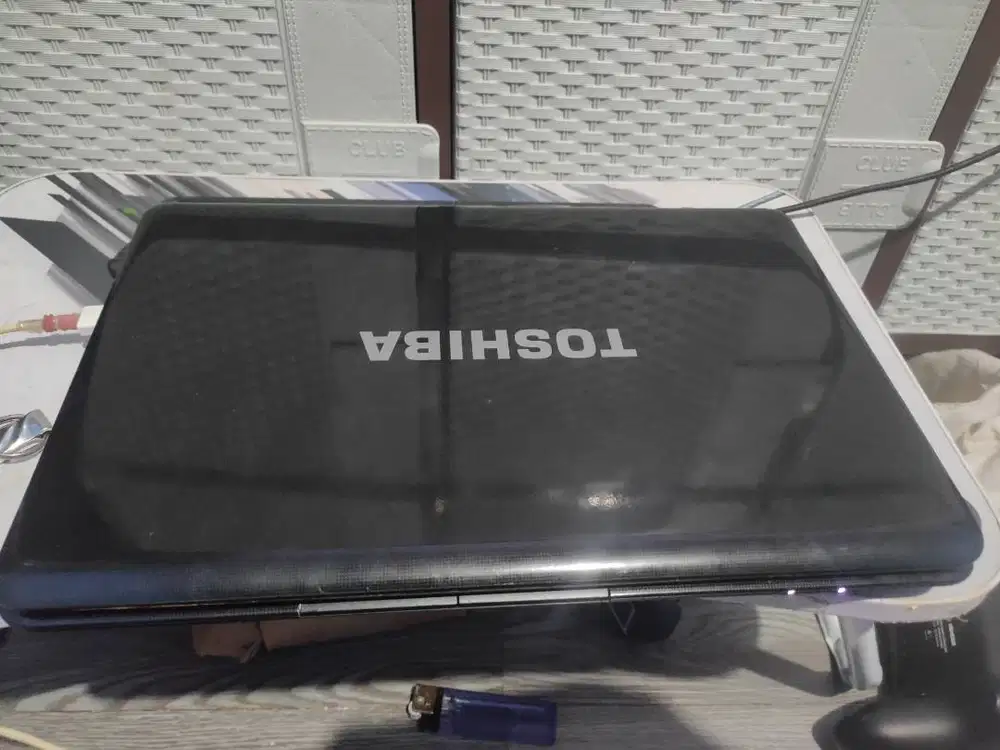 Laptop Thosiba L730 Core i5 gen 2