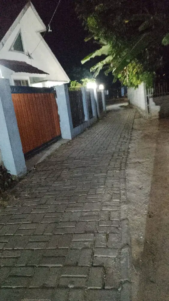 Rumah 1 Lantai, 3 Kamar Tidur dan 3 Kamar Mandi, AJB