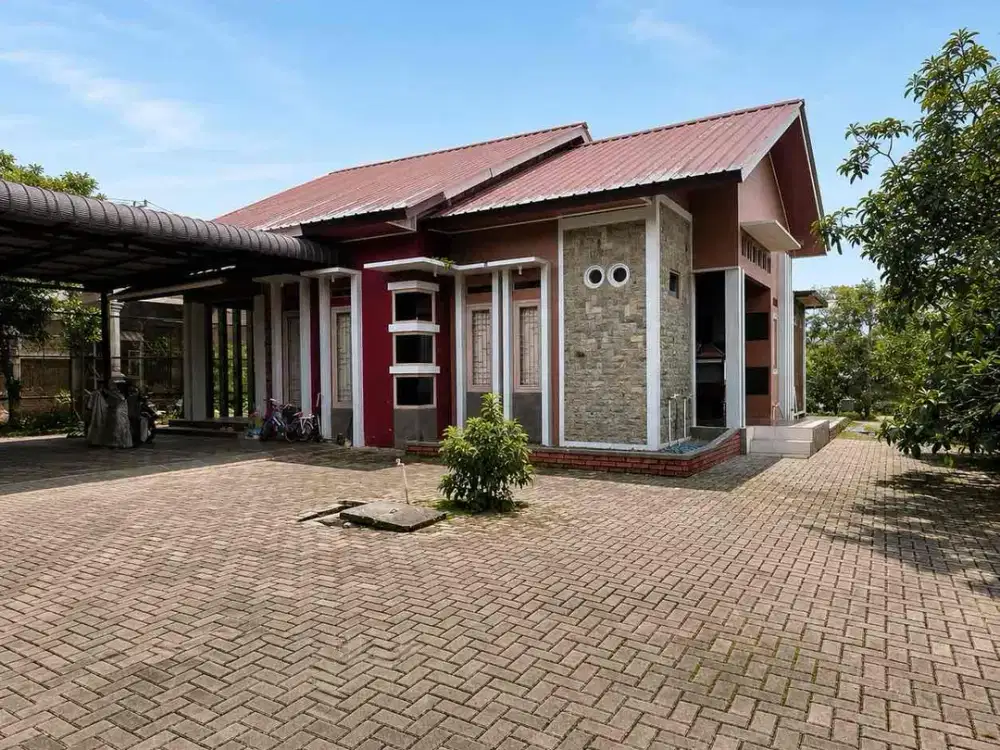 DIJUAL – Rumah Full Furnished dengan Lahan Luas & Kebun Buah Produktif di Pangkalpinang
