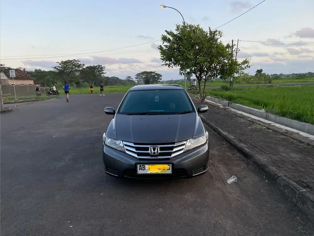 Honda City E M/T 2012
