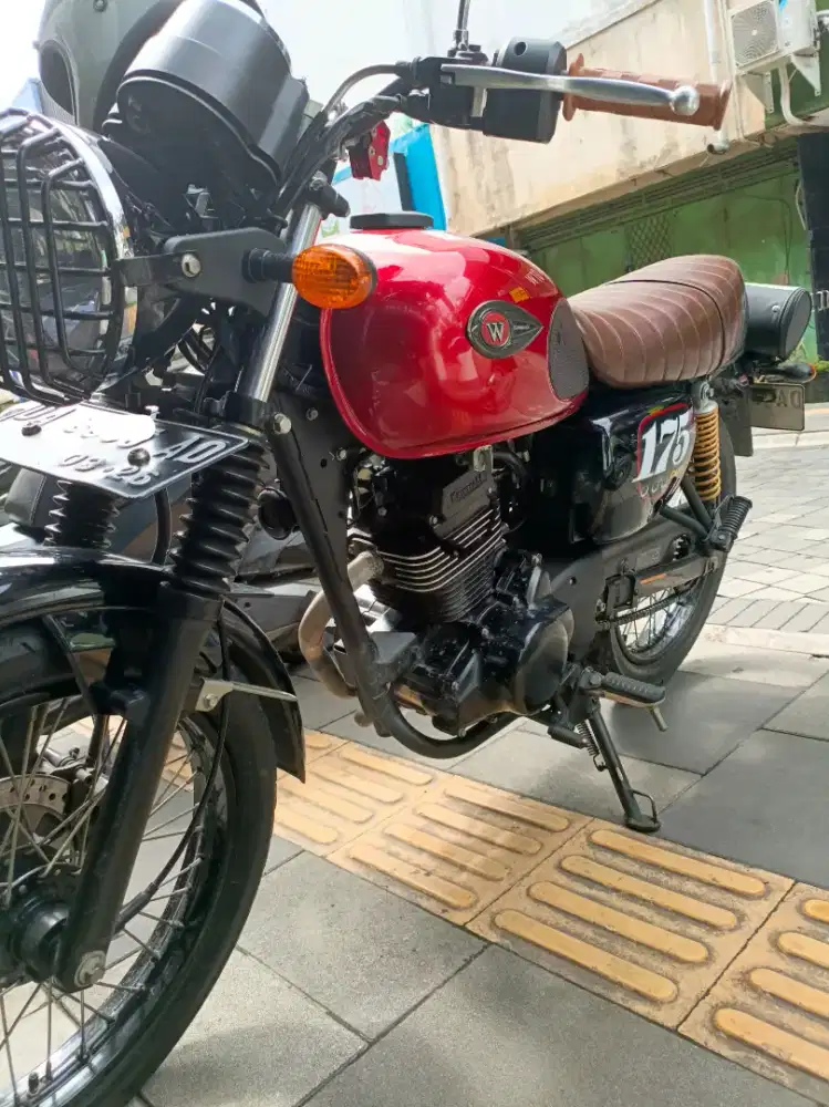Jual kawasaki w175 cafe