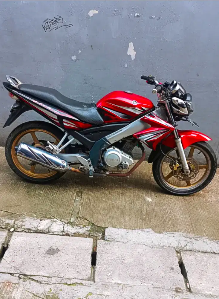 Yamaha Vixion 2009 kesayangan Lengkap tinggal pakai