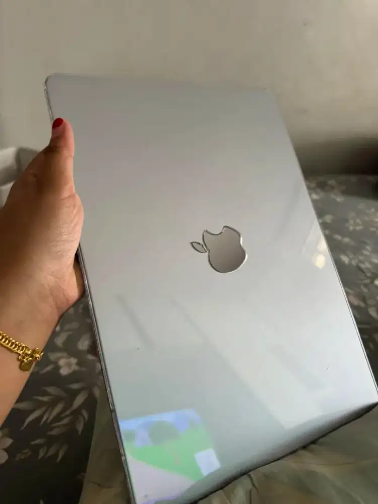 Macbook Air M4 2025