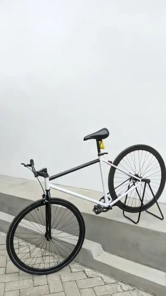 sepeda fixie G class