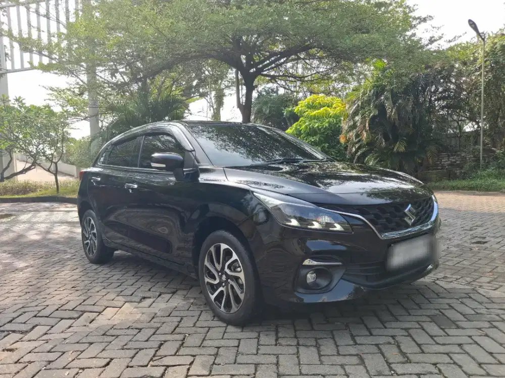 Only km 28k Suzuki Baleno 1.5 AT Matic 2023 Hitam