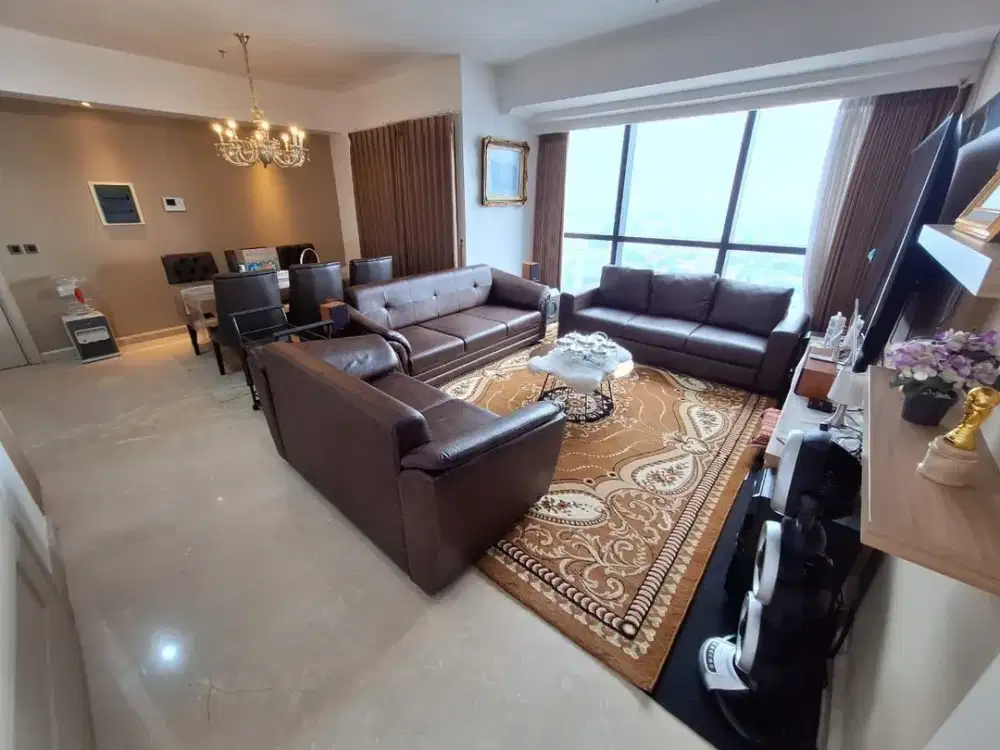 Apartemen The Peak 3 bedroom Furnished Private Lift Lantai 33
