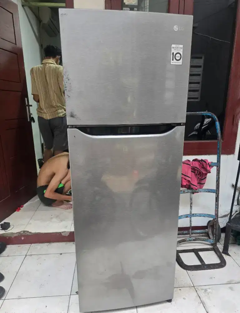 kulkas 2 pintu LG inverter