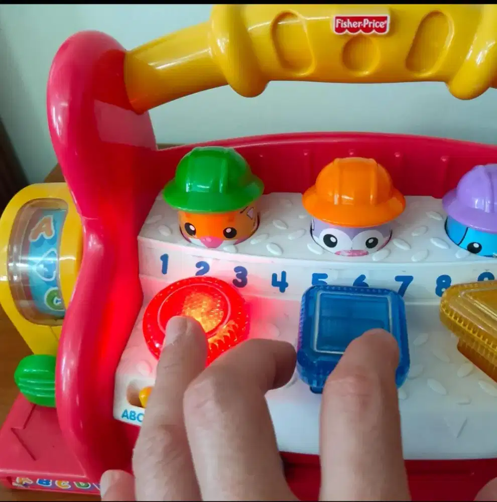 PRELOVED ||| Fisher-Price Laugh & Learn Busy Builders Toolbench