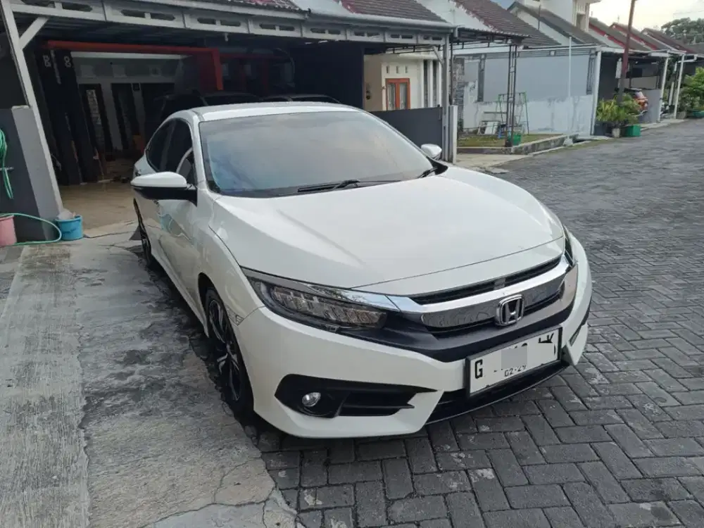 Dijual Civic Turbo 2019/18 RS matic