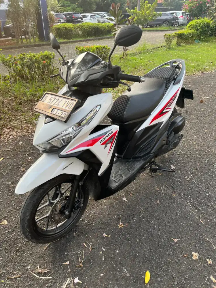 Vario 125 LED Old Cbs Putih Glossy