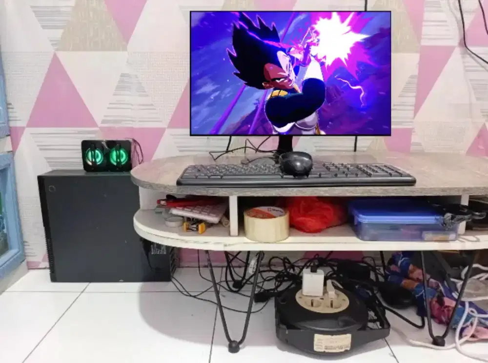 PC GAMING FULSET + LCD + RAM 8 GB + VGA 1 GB + HD 500 GB + GAMES APP