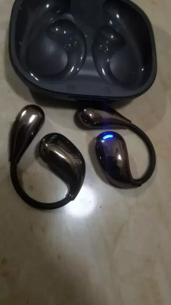 Earbuds Philips bluetooth